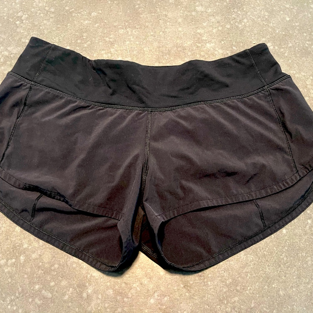 Lululrmon Speed Up Shorts 2.5”
